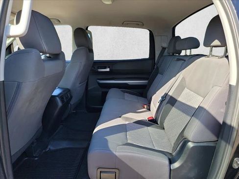 Used 2017 Toyota Tundra SR5 w/ SR5 Upgrade Package AWD/4WD image 11
