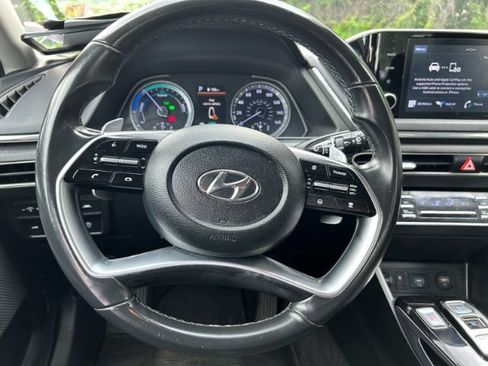 Used 2020 Hyundai Sonata SEL w/ Winter Weather Package FWD image 10