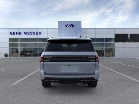 New 2025 Lincoln Navigator Reserve w/ Jet Appearance Package image 24