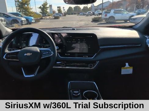 New 2026 Chevrolet Equinox LT image 4