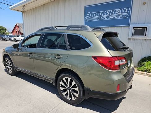 Used 2017 Subaru Outback 2.5i Limited AWD/4WD image 4