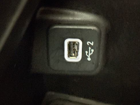 Used 2021 Jeep Wrangler Unlimited Sahara AWD/4WD image 17