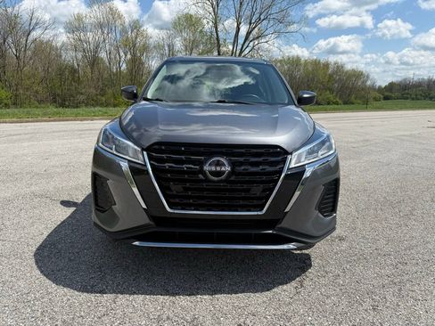 Used 2022 Nissan Kicks S image 16