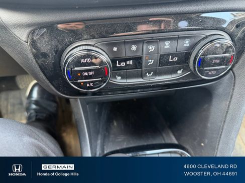 Used 2023 Buick Encore GX Select w/ Safety Package II AWD/4WD image 21