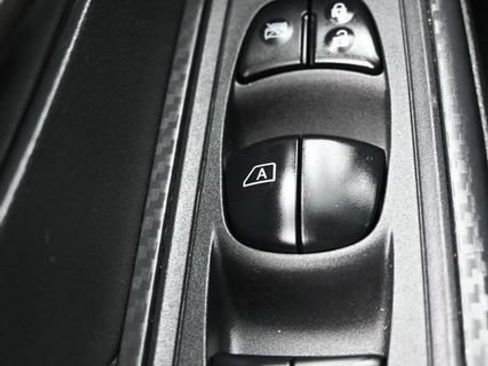 Used 2025 Nissan Versa S w/ Trunk Package FWD image 27