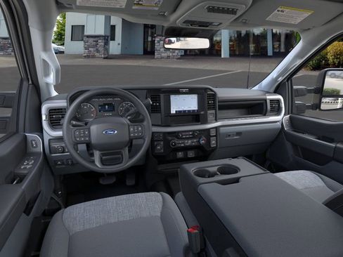 New 2026 Ford F550 4x4 SuperCab Super Duty w/ XLT Value Package image 10