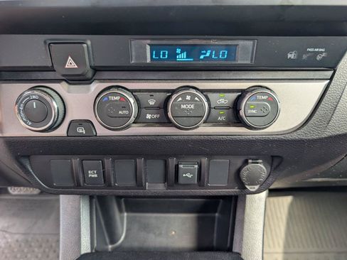 Used 2021 Toyota Tacoma 4x4 Double Cab image 22