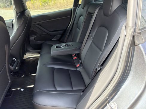 Used 2021 Tesla Model 3 Standard Range Plus image 21