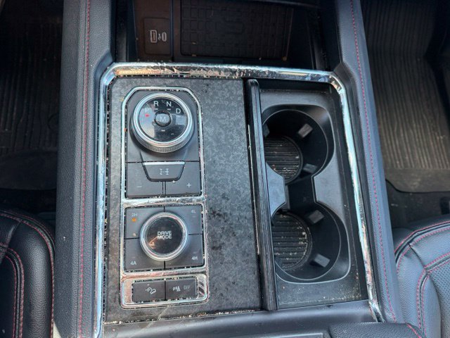 Used 2024 Ford Expedition Limited AWD/4WD image 22