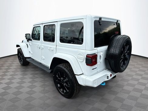 Used 2021 Jeep Wrangler Unlimited Sahara image 6