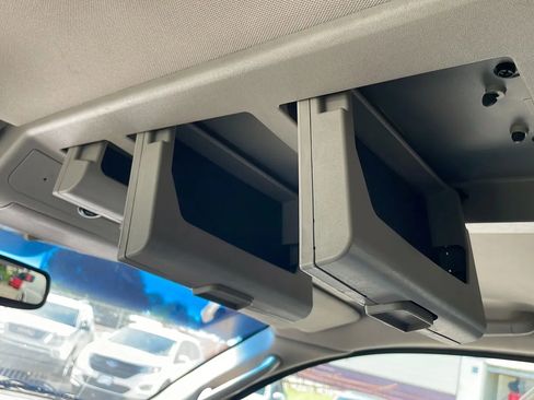 Used 2011 Nissan Armada SL image 36