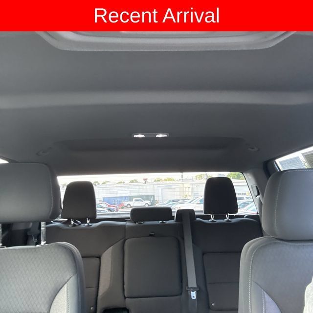 Used 2021 Chevrolet Silverado 1500 RST w/ Z71 Off-Road Package AWD/4WD image 7
