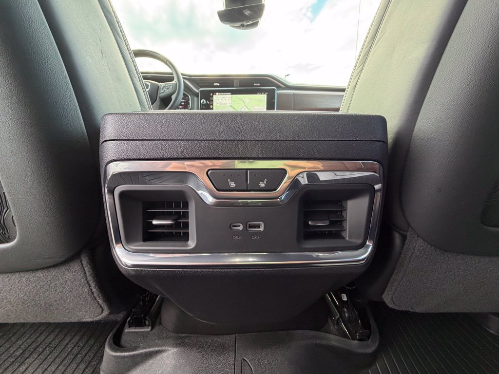 Used 2026 GMC Sierra 1500 Denali Ultimate AWD/4WD image 8