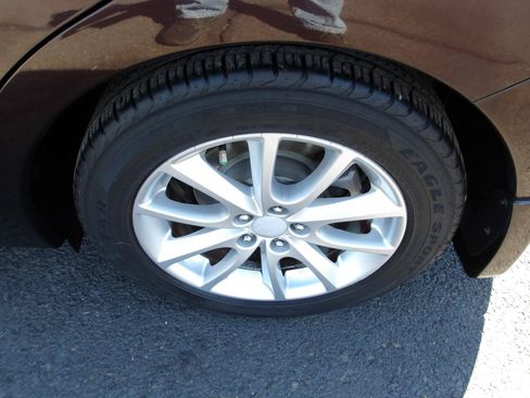 Used 2013 Subaru Impreza 2.0i Premium w/ All-Weather Pkg AWD/4WD image 23