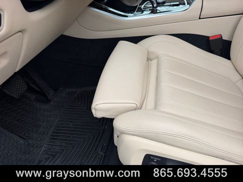 Used 2020 BMW X5 xDrive40i w/ Convenience Package AWD/4WD image 12