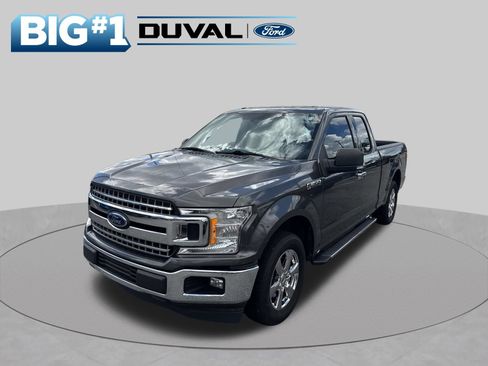 Used 2018 Ford F150 XLT w/ Equipment Group 302A Luxury RWD image 3