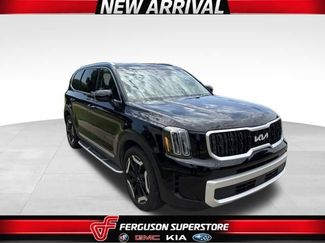Used 2024 Kia Telluride EX w/ EX Captain's Chair Package FWD 360° Tour