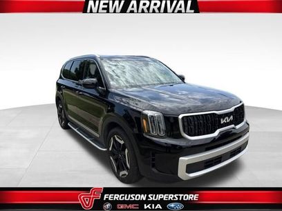 Used 2024 Kia Telluride EX w/ EX Captain's Chair Package