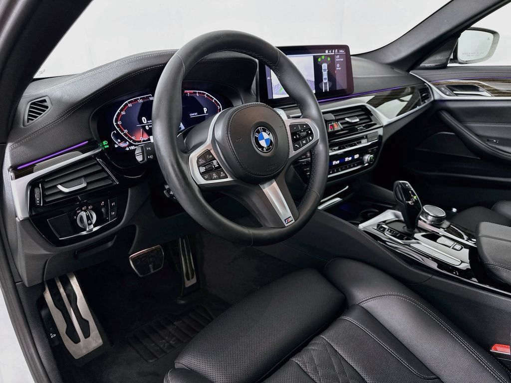 Certified 2023 BMW 540i w/ M Sport Package RWD image 9