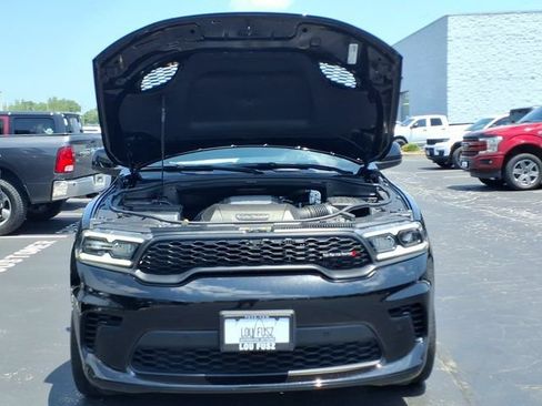 Used 2023 Dodge Durango R/T w/ Tow 'N Go Package AWD/4WD image 32