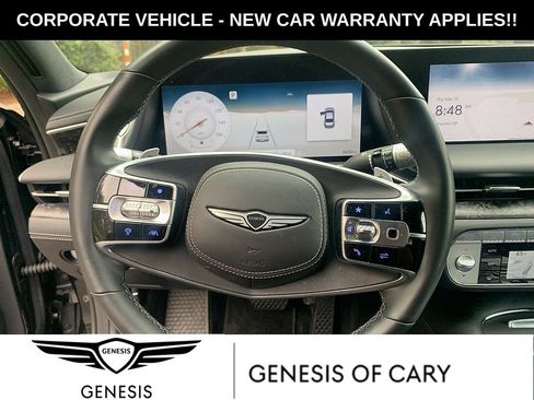 Used 2025 Genesis G90 3.5T image 9