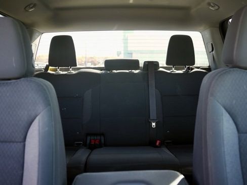 Used 2024 Chevrolet Silverado 2500 Custom w/ Custom Convenience Package image 30