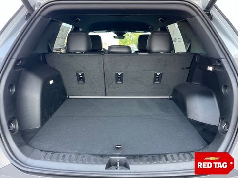 New 2026 Chevrolet Equinox LT w/ Convenience Package II image 29