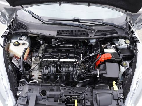 Used 2017 Ford Fiesta SE FWD image 31
