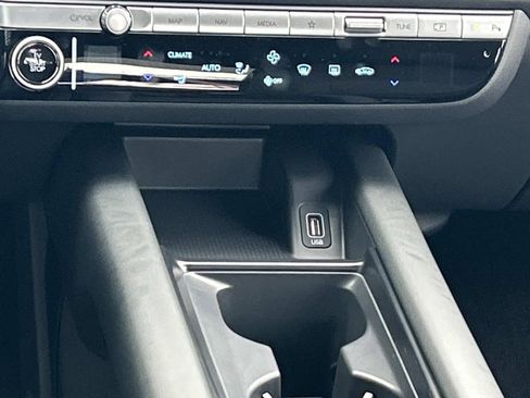 New 2025 Hyundai Ioniq 6 SE image 24