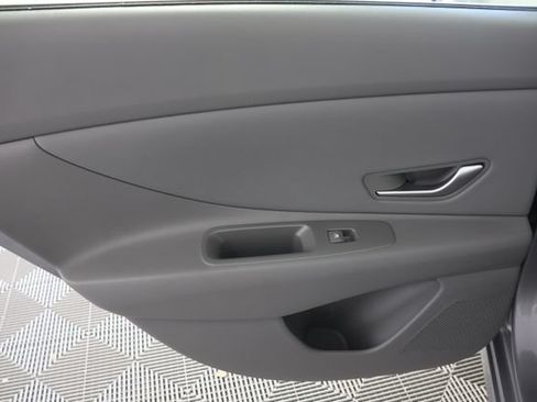 Certified 2026 Hyundai Elantra Sport FWD image 25