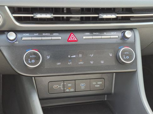 Used 2025 Hyundai Sonata SEL FWD image 23