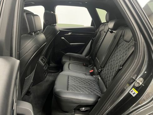 Used 2020 Audi SQ5 Prestige image 12