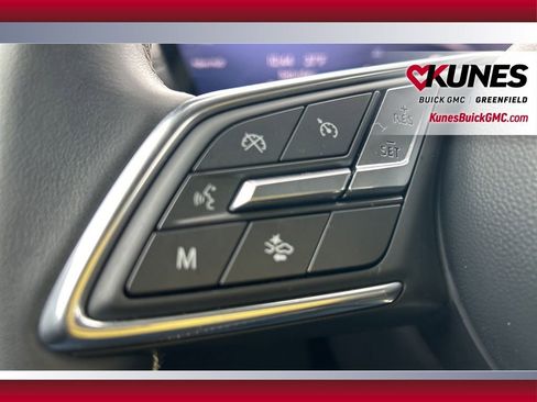 Used 2024 Buick Envision Sport Touring image 23