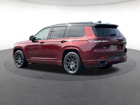 Used 2024 Jeep Grand Cherokee L Summit w/ Advanced Protech Group IV AWD/4WD image 3