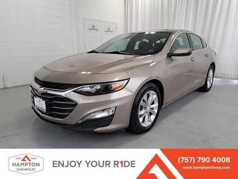 Used 2024 Chevrolet Malibu LT FWD image 1