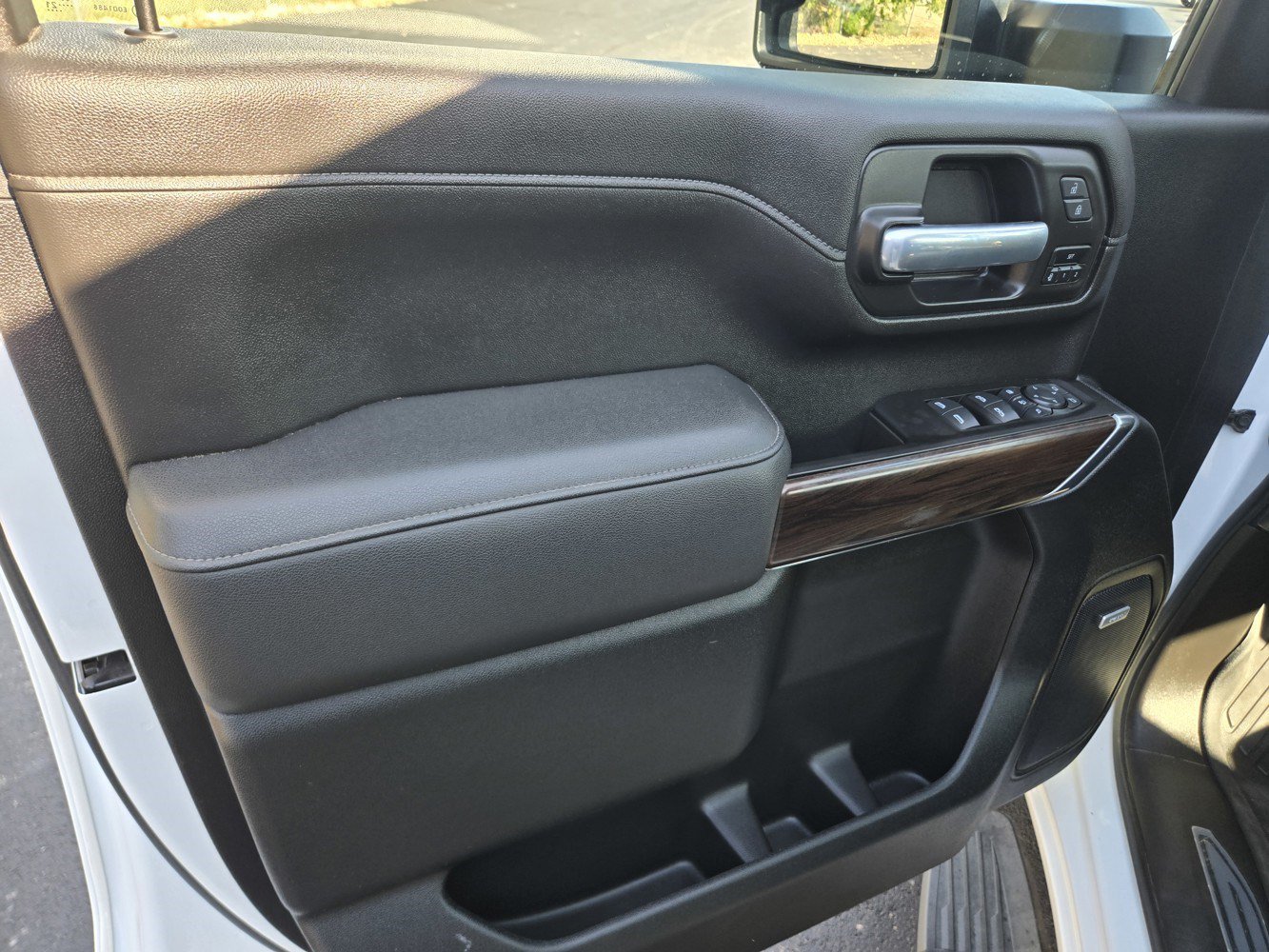 Used 2021 GMC Sierra 2500 SLT w/ SLT Premium Package AWD/4WD image 35