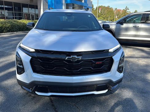 New 2026 Chevrolet Equinox RS w/ Convenience Package III FWD image 7