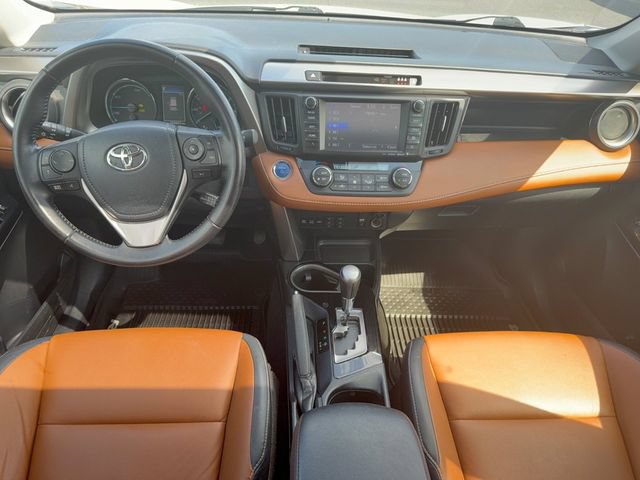 Used 2017 Toyota RAV4 Limited AWD/4WD image 28