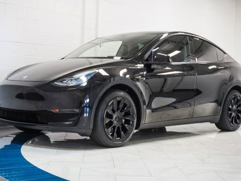 Used 2021 Tesla Model Y Long Range AWD/4WD image 4