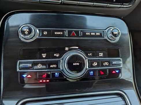 Certified 2022 Lincoln Nautilus Reserve w/ Equipment Group 201A AWD/4WD image 35