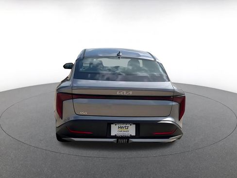 Used 2025 Kia K4 LXS image 12