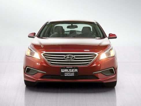 Used 2016 Hyundai Sonata SE FWD image 8
