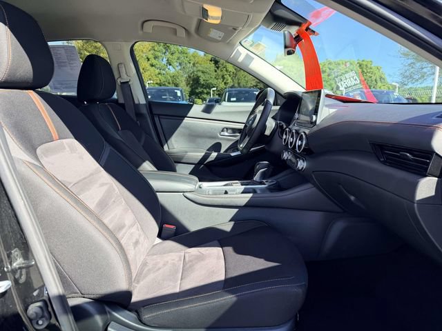 Used 2022 Nissan Sentra SR w/ Electronics Package FWD image 10