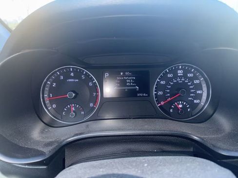 Used 2023 Kia Forte LXS w/ LXS Technology Package image 2