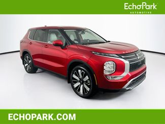 Used 2025 Mitsubishi Outlander SE FWD video 1