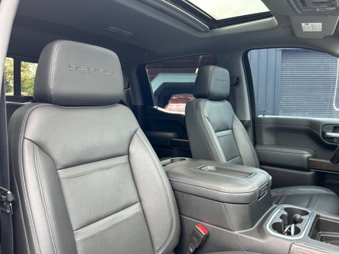 Used 2021 GMC Sierra 1500 Denali w/ Denali Ultimate Package AWD/4WD image 23