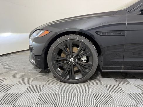 Used 2024 Jaguar XF R-Dynamic SE AWD/4WD image 11