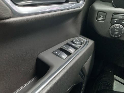 Certified 2025 Chevrolet Silverado 1500 LT image 33
