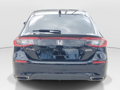 Used 2024 Honda Civic Sport Touring image 4