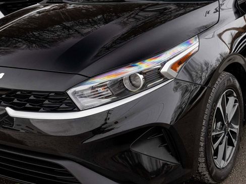 Used 2023 Kia Forte LXS image 36